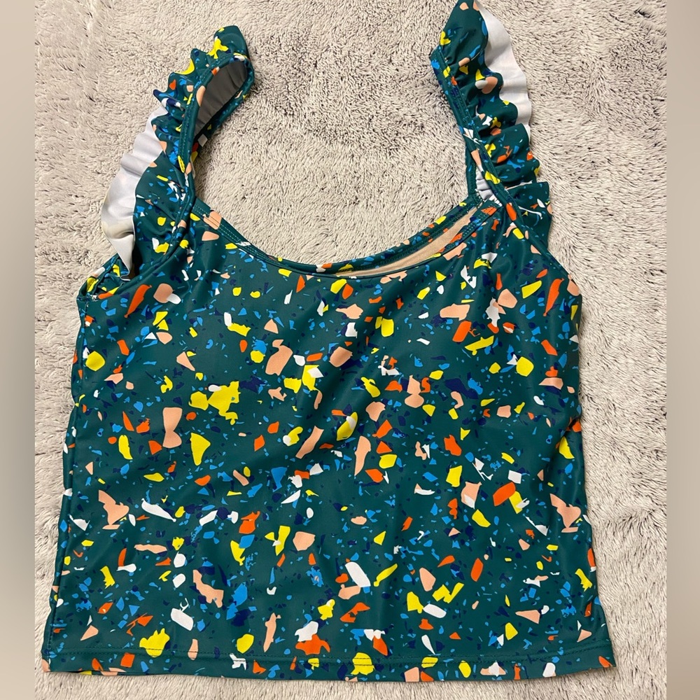 EUC kortni Jeane Terrazzo flutter top size small